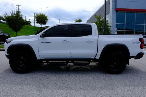 Summit White 2026 Chevrolet Colorado ZR2