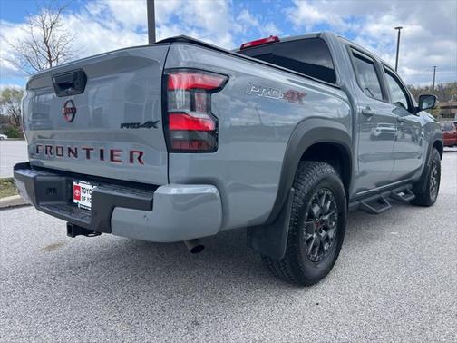 2024 Nissan Frontier PRO-4X