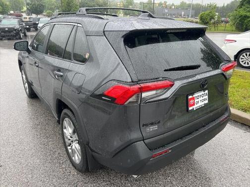 2025 Toyota RAV4 XLE Premium