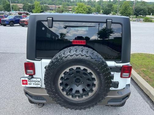 2016 Jeep Wrangler Unlimited Sahara