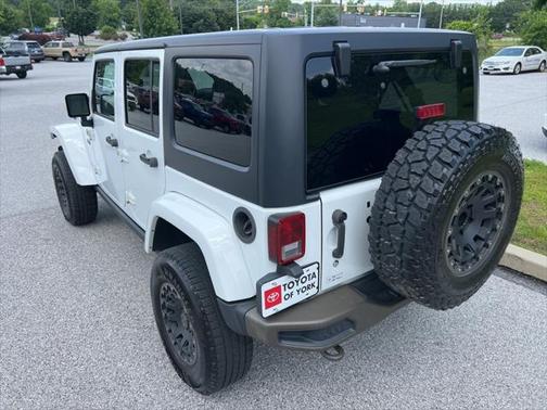 2016 Jeep Wrangler Unlimited Sahara