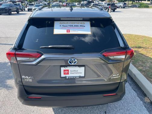 2022 Toyota RAV4 Hybrid XLE
