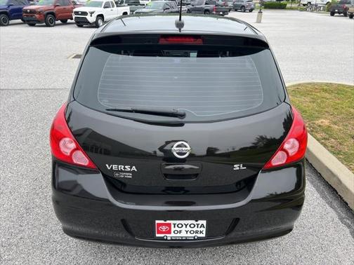 2011 Nissan Versa 1.8 SL