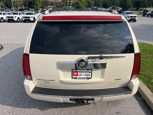 2007 Cadillac Escalade ESV Standard