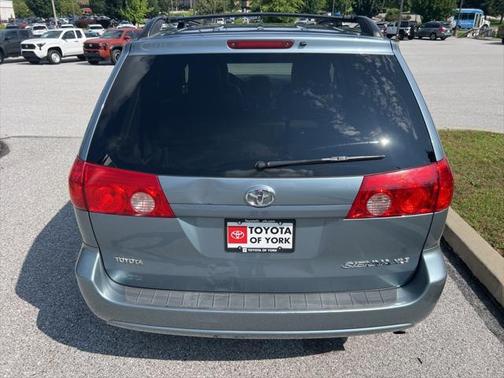 2010 Toyota Sienna XLE