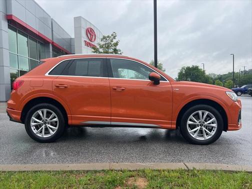 2024 Audi Q3 Premium 45 TFSI S line quattro Tiptronic
