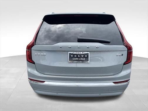 2025 Volvo XC90 B6 Plus 7-Seater