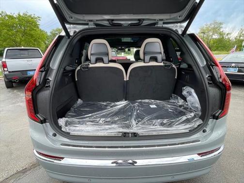 2025 Volvo XC90 B6 Plus 7-Seater