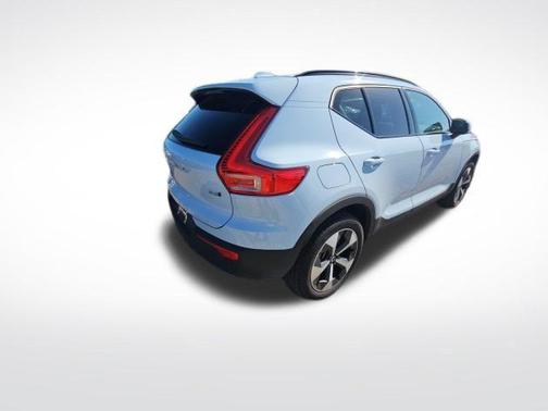 Cloud Blue 2026 Volvo XC40 B5 Plus