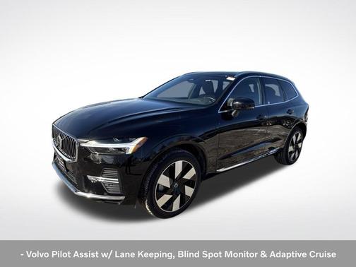 2023 Volvo XC60 Recharge Plug-In Hybrid T8 Plus Bright Theme