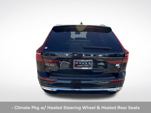 2023 Volvo XC60 Recharge Plug-In Hybrid T8 Plus Bright Theme