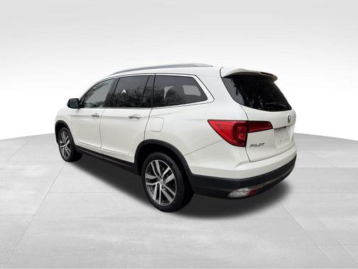 2018 Honda Pilot Elite