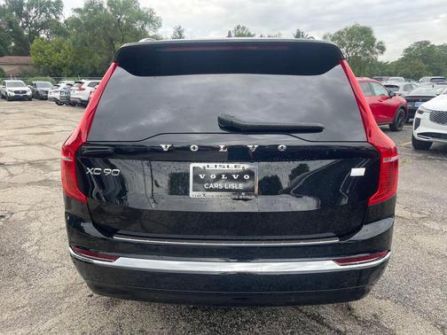 2024 Volvo XC90 Recharge Plug-In Hybrid T8 Plus Bright Theme 7 Passenger