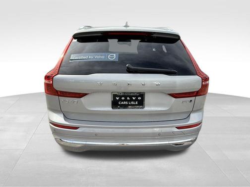 2023 Volvo XC60 B5 Plus Bright Theme