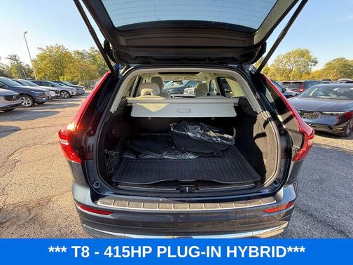 2022 Volvo XC60 Recharge Plug-In Hybrid T8 Inscription
