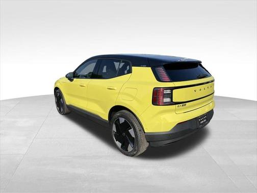 2025 Volvo EX30 Twin Motor Ultra