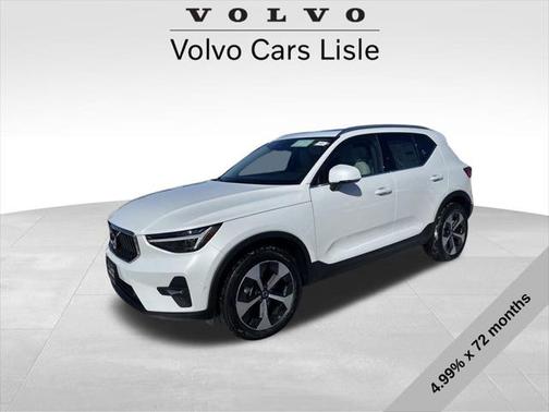 2025 Volvo XC40 B5 Plus Bright Theme