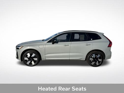 2025 Volvo XC60 Plug-In Hybrid T8 Plus