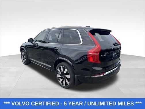 2024 Volvo XC90 Recharge Plug-In Hybrid T8 Plus Bright Theme 7 Passenger