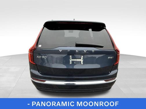 2025 Volvo XC90 B5 Plus