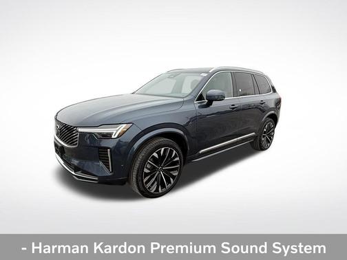 2025 Volvo XC90 B5 Plus