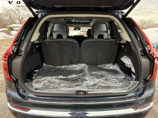 2026 Volvo XC90 Plug-In Hybrid T8 Plus