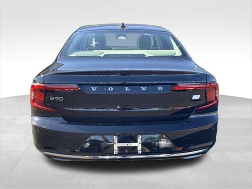 2024 Volvo S90 Recharge Plug-In Hybrid Ultimate