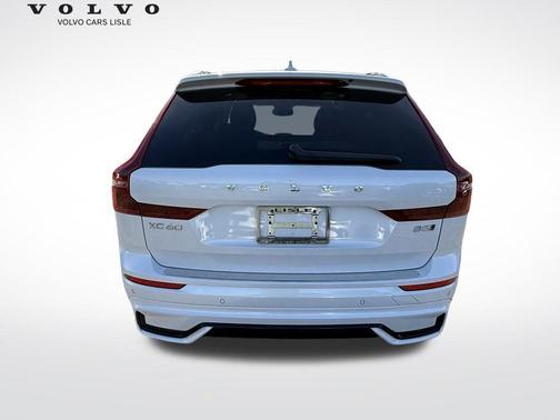 2026 Volvo XC60 B5 Core