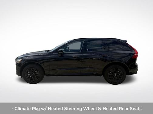 Onyx Black Metallic 2025 Volvo XC60 B5 Core
