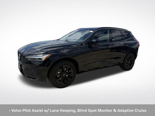 Onyx Black Metallic 2025 Volvo XC60 B5 Core