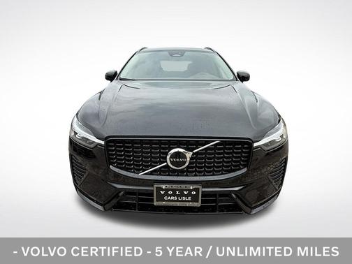 Onyx Black Metallic 2025 Volvo XC60 B5 Core