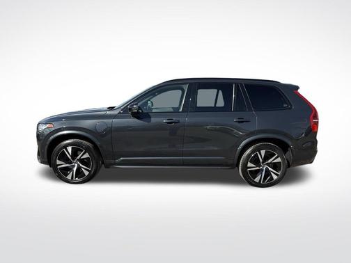 2021 Volvo XC90 Recharge Plug-In Hybrid T8 R-Design 7 Passenger