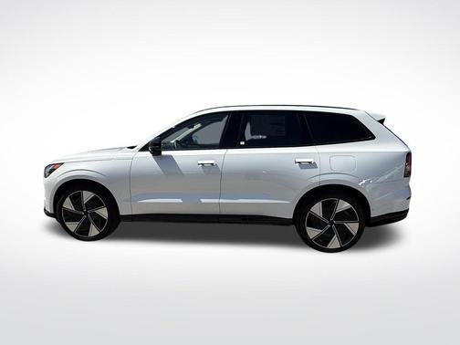 Crystal White 2025 Volvo EX90 Twin Motor Ultra
