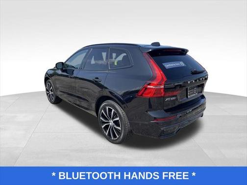 2024 Volvo XC60 B5 Plus Dark Theme