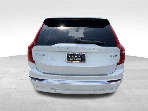 2024 Volvo XC90 B6 Plus Bright Theme 6-Seater