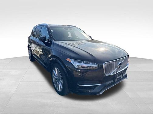 2017 Volvo XC90 Hybrid T8 Inscription