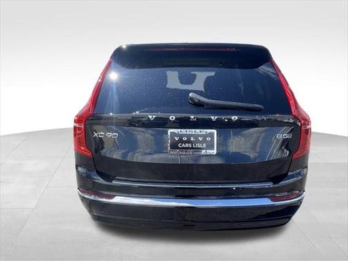 2025 Volvo XC90 B5 Plus