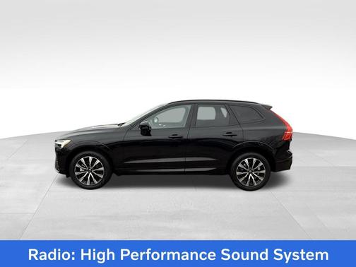 2025 Volvo XC60 B5 Core