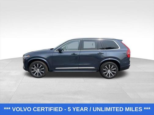 2024 Volvo XC90 B5 Plus