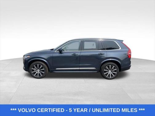 2024 Volvo XC90 B5 Plus