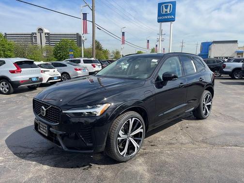 2025 Volvo XC60 Plug-In Hybrid T8 Ultra