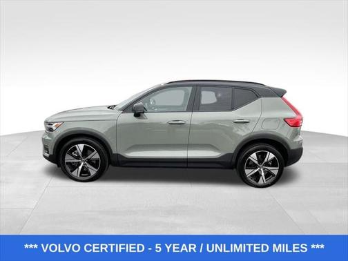 2022 Volvo XC40 Recharge Pure Electric P8 Plus
