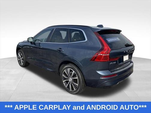 2022 Volvo XC60 B5 Momentum