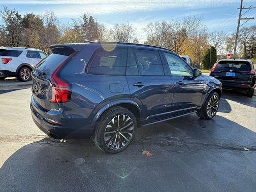 2026 Volvo XC90 B6 Ultra