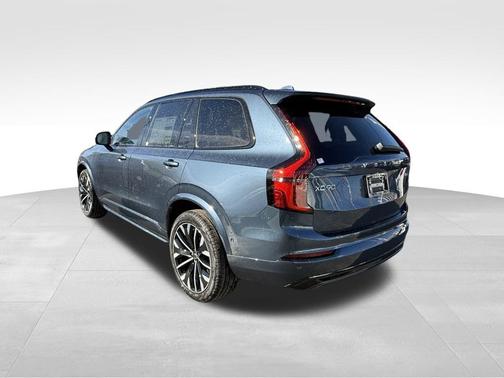 2026 Volvo XC90 B6 Ultra