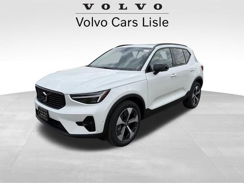 2026 Volvo XC40 B5 Plus