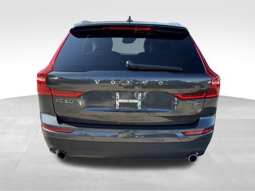 2019 Volvo XC60 T6 Momentum