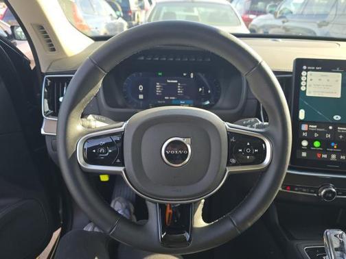 2025 Volvo XC90 B6 Plus 7-Seater