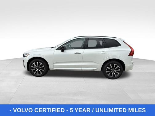 2025 Volvo XC60 B5 Core