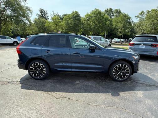 2026 Volvo XC60 Plug-In Hybrid T8 Ultra